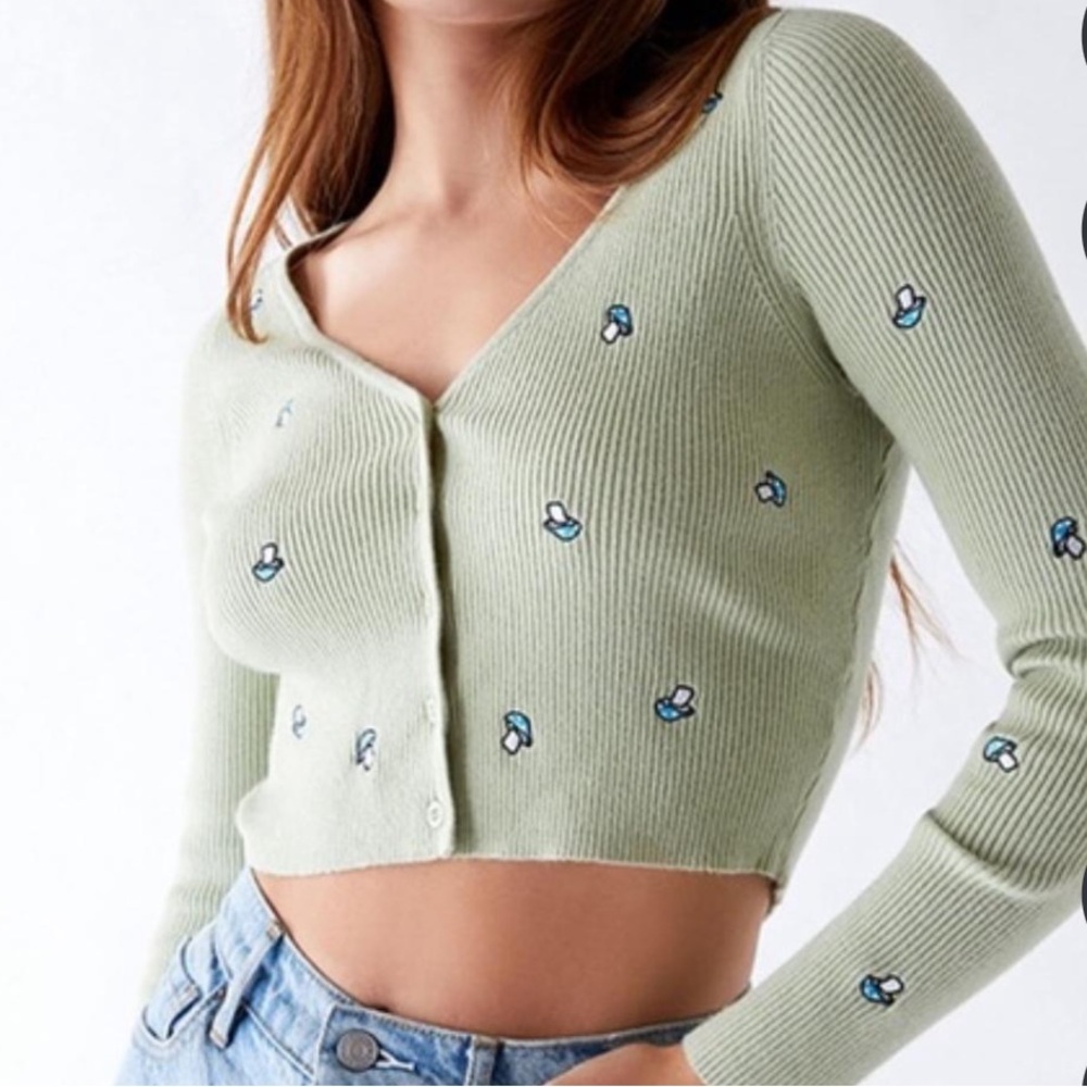 PAC SUN La Hearts Mushroom Cropped Cardigan